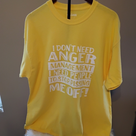 T-Shirt - Picture 2 of 2